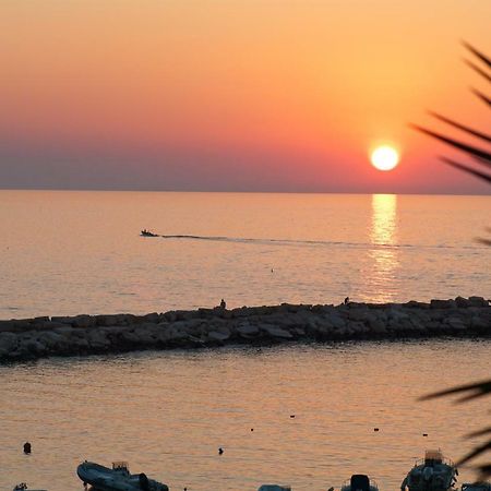 Blu Marine Casa A 10Mt Dalla Spiaggia 佩斯基奇 外观 照片